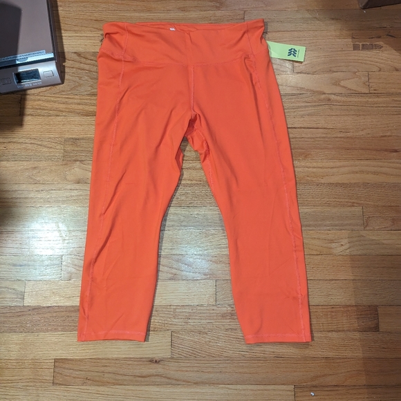 Coral Mid-Rise Capri Workout Leggings Crop Hidden Pocket All in Motion XXL - Picture 3 of 13